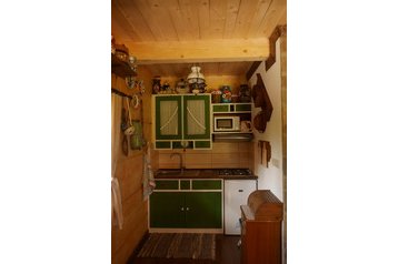 Eslovaquia Chata Ždiar, Exterior